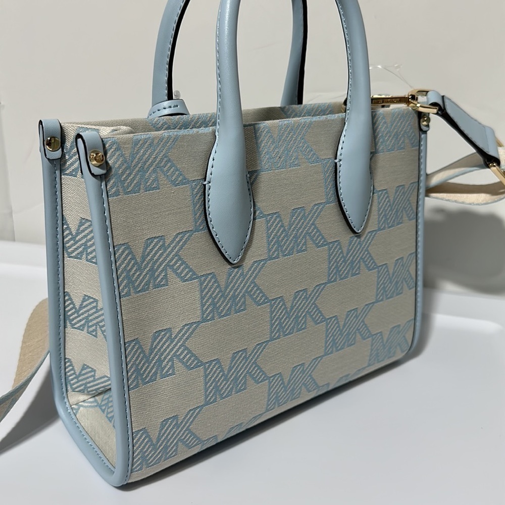 MICHAEL KORS
Mirella Small Logo Jacquard Crossbody Bag - Picture 12 of 12